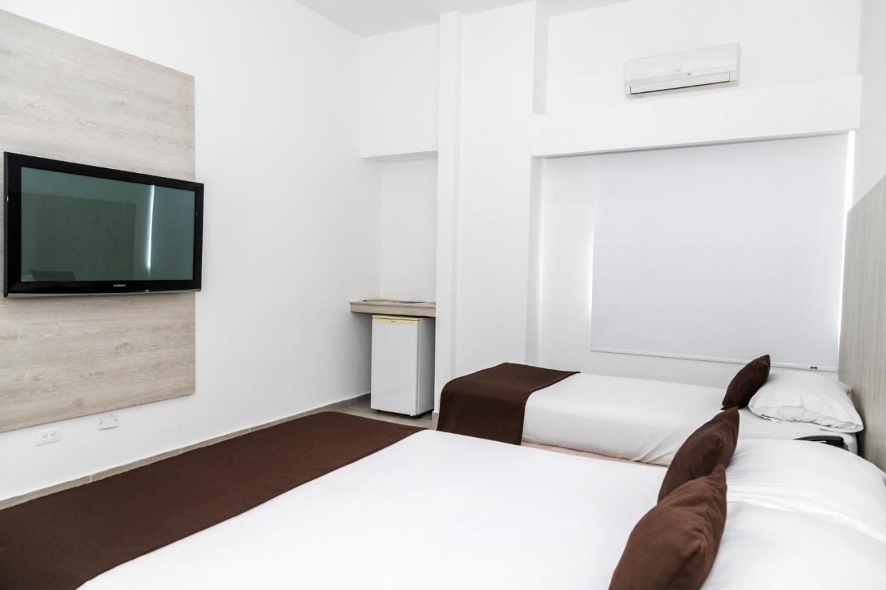 Hotel Palma Verde Ла-Тебаида Экстерьер фото